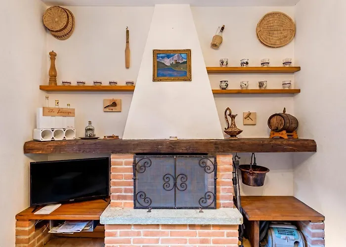 Casa Lara: Cosy Alpine Home Near Lugano + Garden